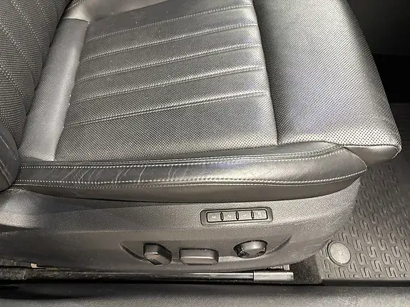 Skoda Superb 2018 photo 5