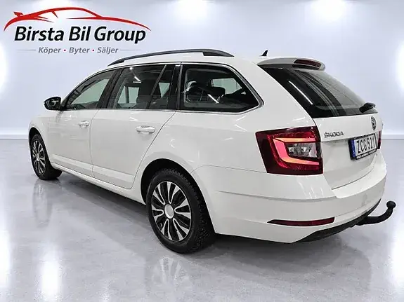 Skoda Octavia 2018 photo 5