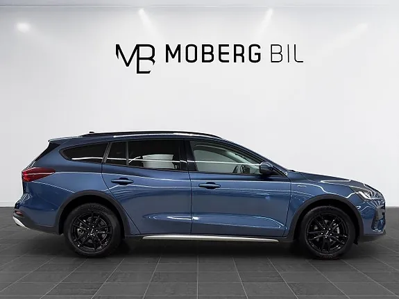Ford Focus 2023 photo 4