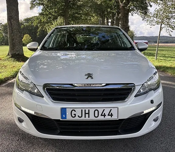 Peugeot 308 2015 photo 4