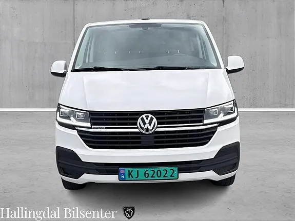 Volkswagen Transporter 2023 photo 2