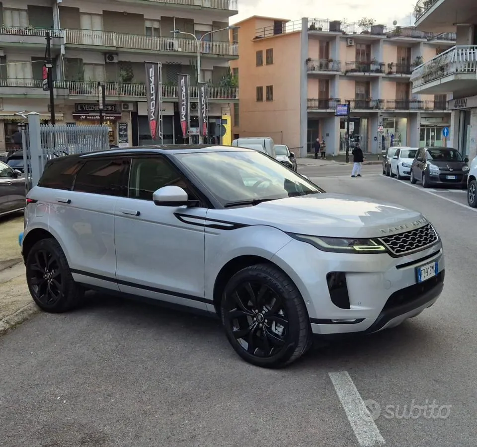 Land Rover Range Rover Evoque 2020 photo 4