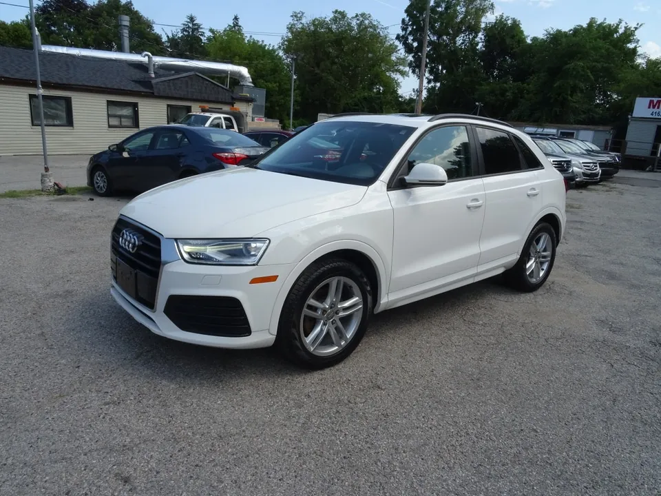 Audi Q3 2018 photo 2