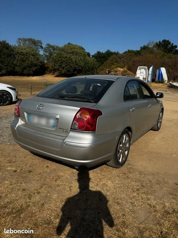 Toyota Avensis 2008 photo 2