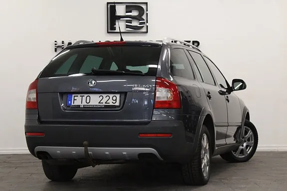 Skoda Octavia Scout 2010 photo 5