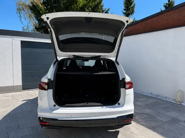 Skoda Enyaq 2022 photo 3