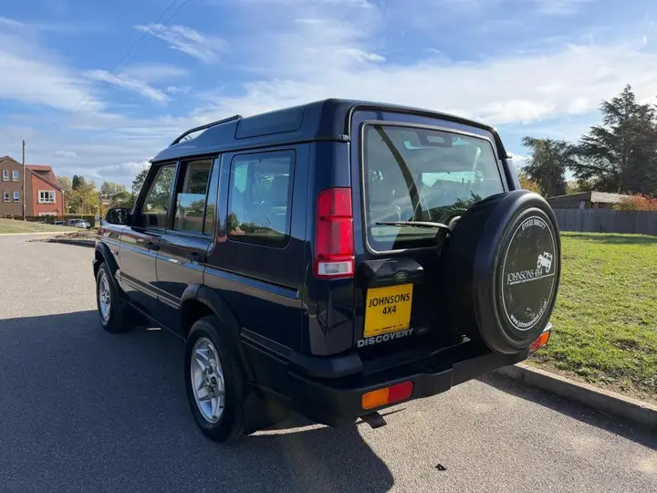 Land Rover Discovery 2001 photo 4