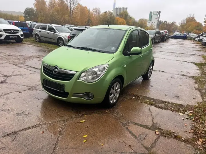 Opel Agila