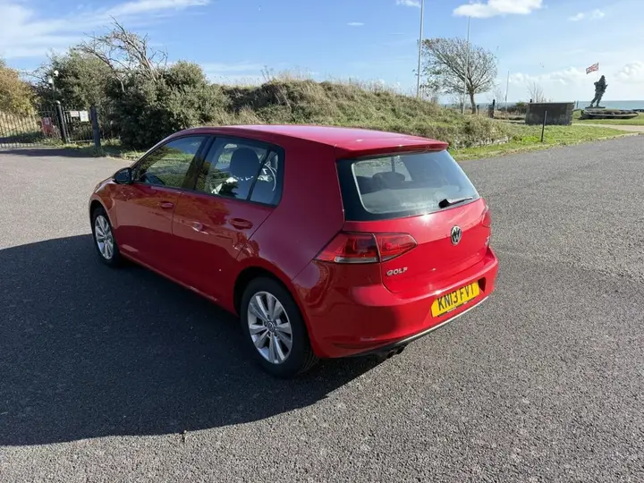 Volkswagen Golf 2013 photo 4