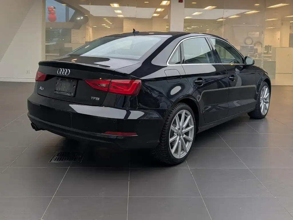 Audi A3 2015 photo 3
