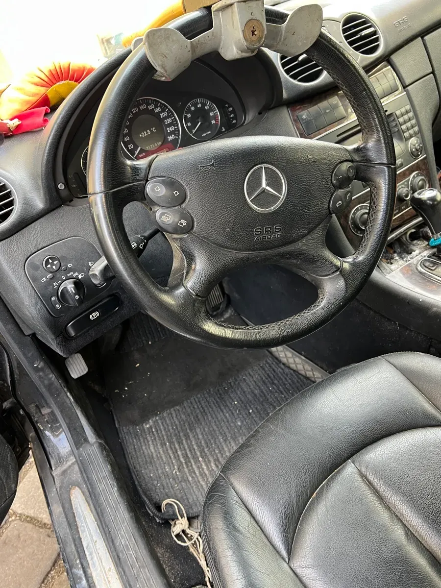Mercedes-Benz Clk-Class 2007 photo 2