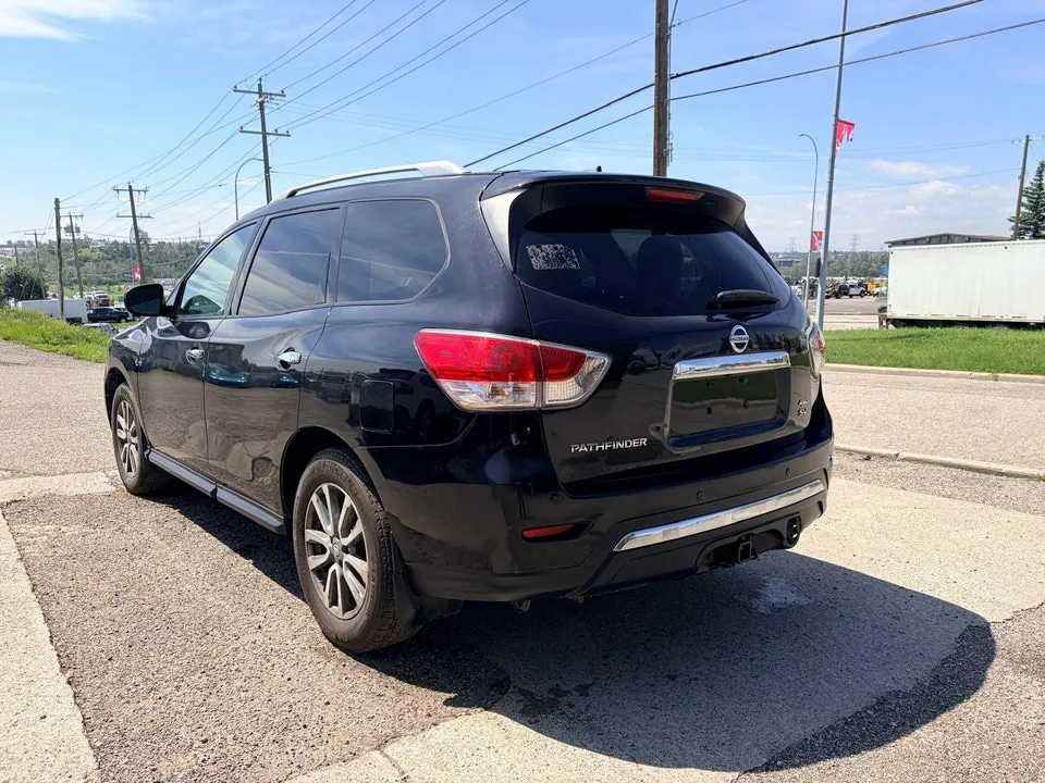 Nissan Pathfinder 2013 photo 4