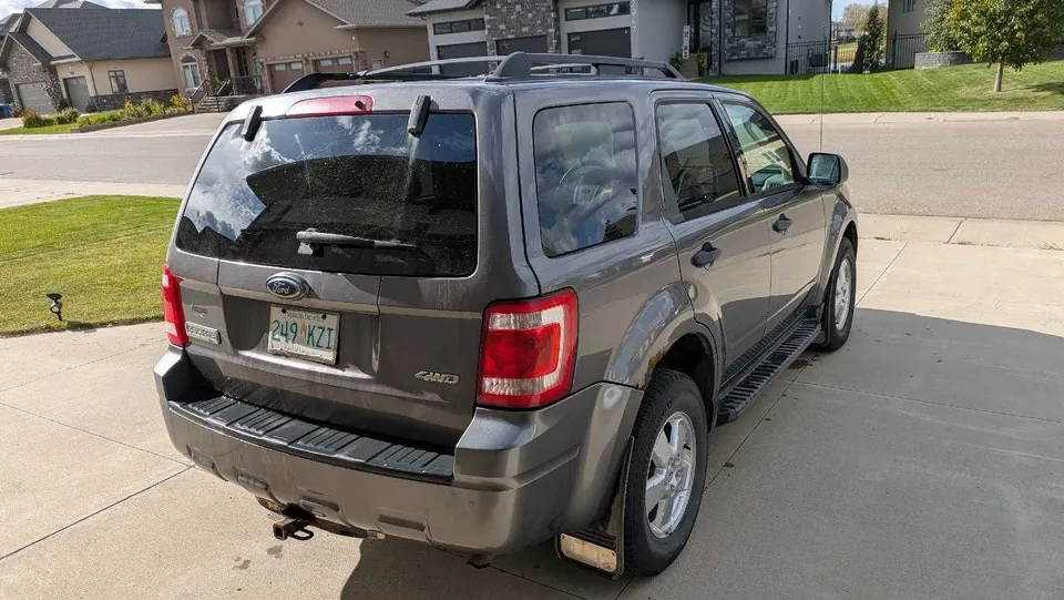 Ford Escape 2009 photo 3