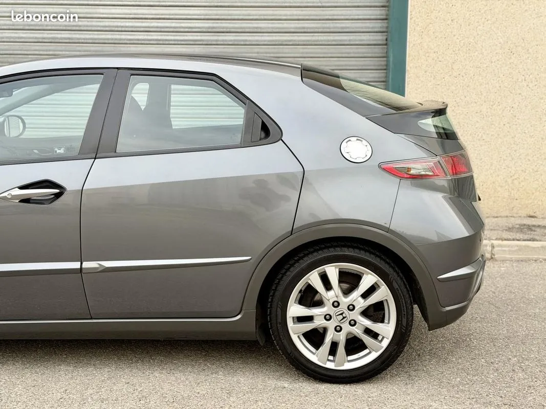 Honda Civic 2009 photo 4