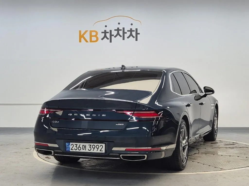Genesis G90 2022 photo 3