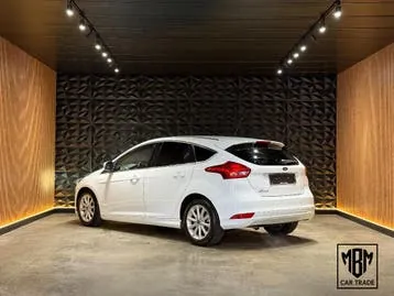 Ford Focus 2015 photo 2