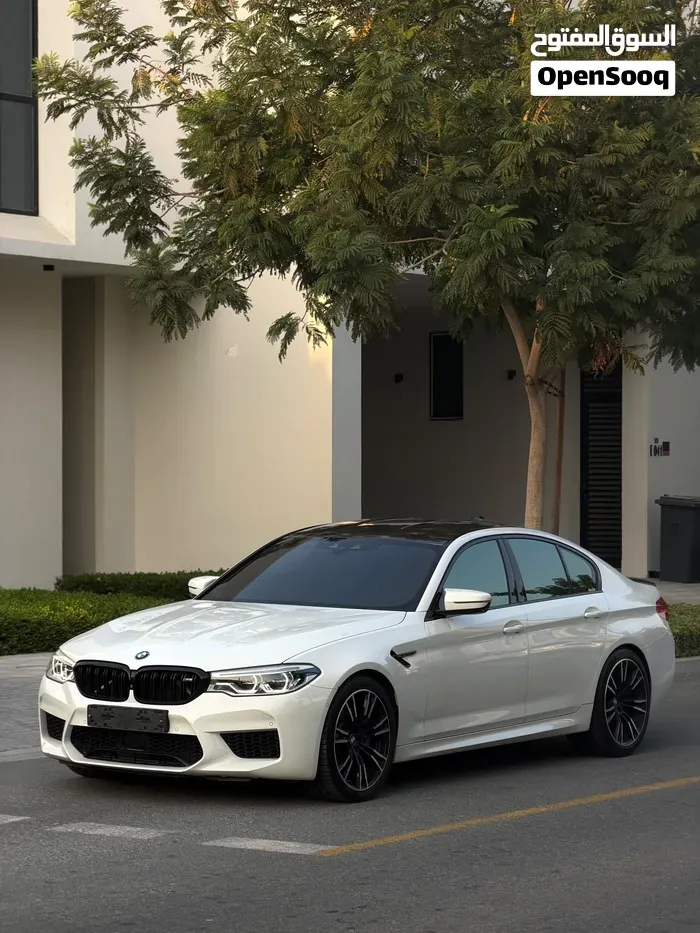 BMW 5 Series 2019 photo 2