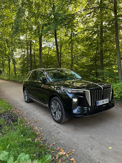 Hongqi E-Hs9 2024 photo 2