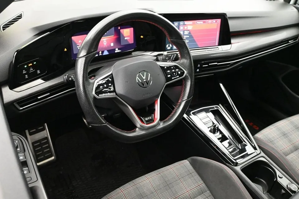 Volkswagen Golf 2024 photo 5
