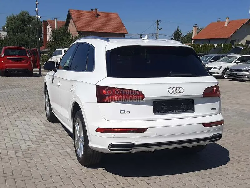 Audi Q5 2017 photo 4