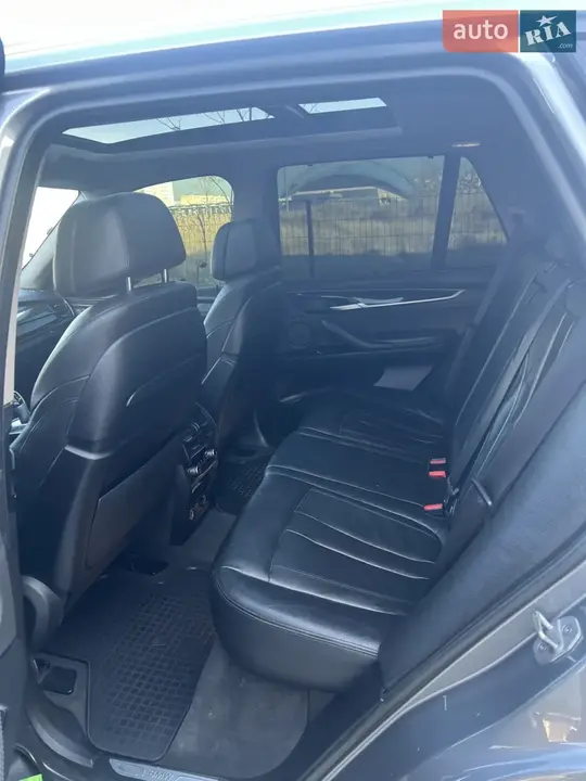 BMW X5 2015 photo 5