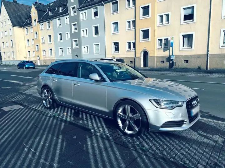 Audi A6 Avant