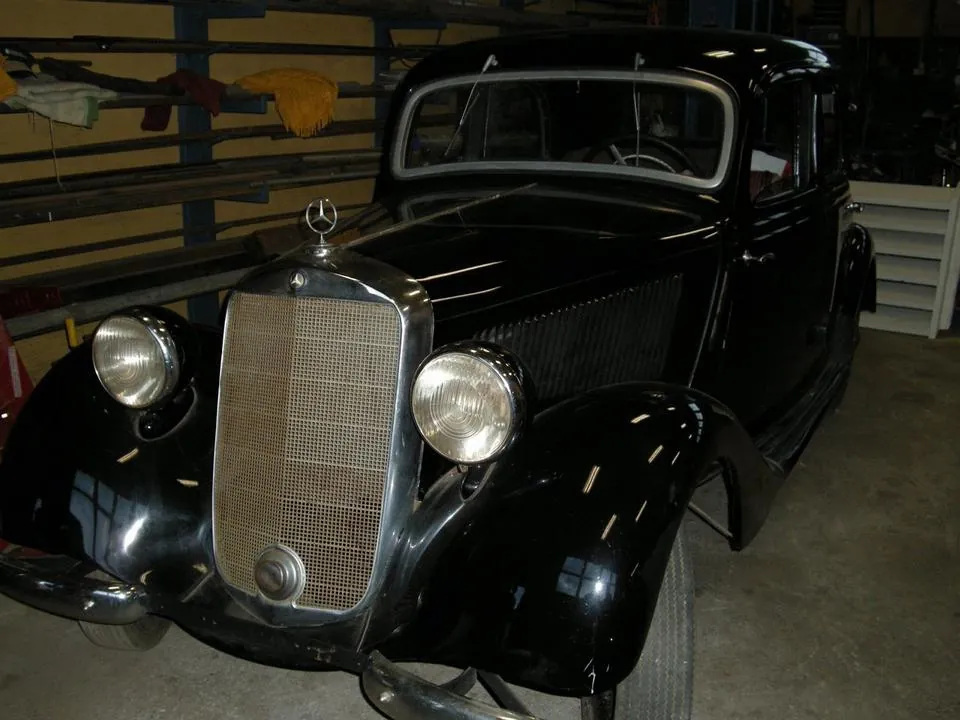 Mercedes-Benz V170