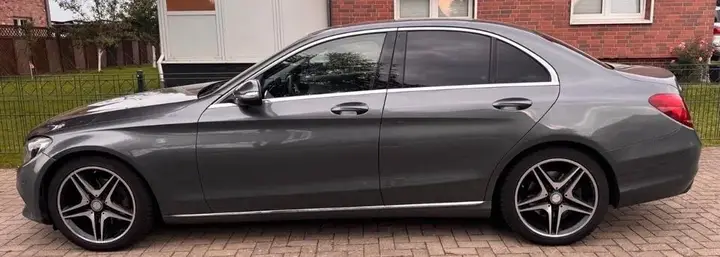 Mercedes-Benz C220 D