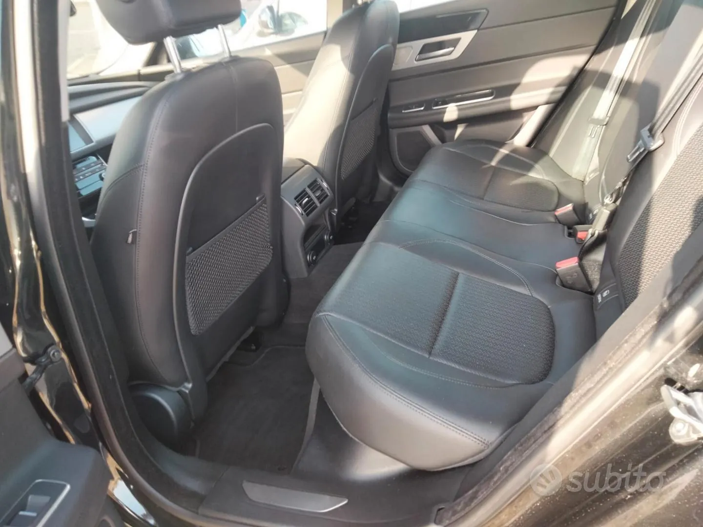 Jaguar Xf 2017 photo 5