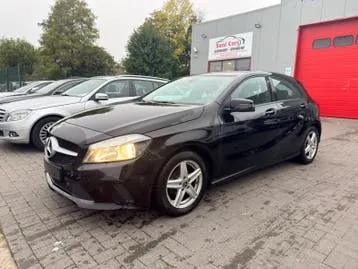 Mercedes-Benz A180