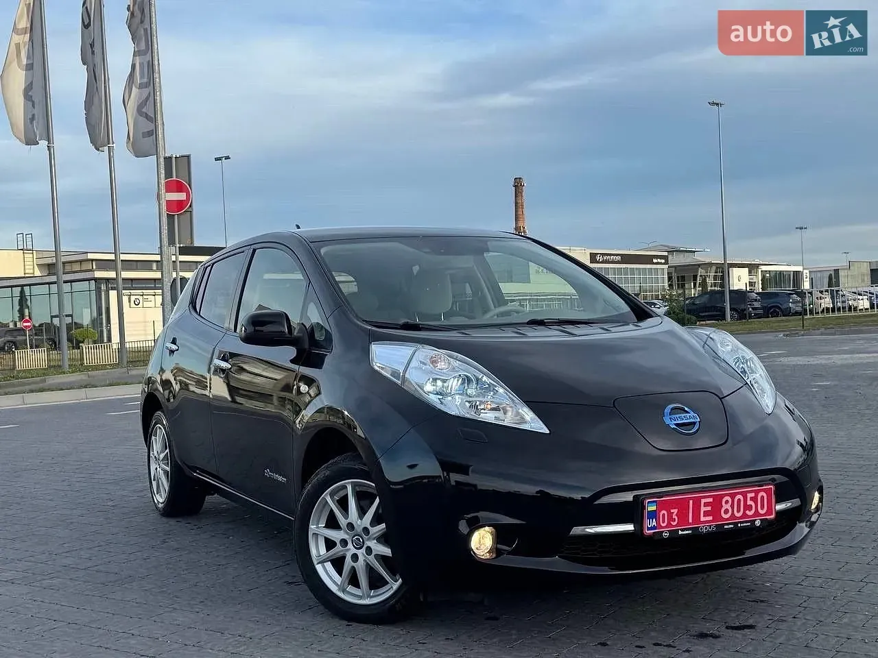 Nissan Leaf 2012 photo 3