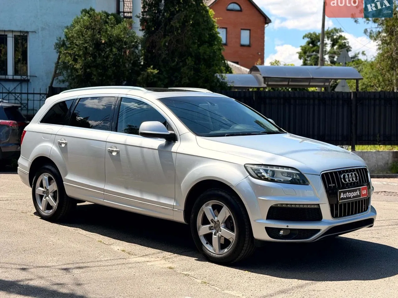 Audi Q7 2015 photo 4
