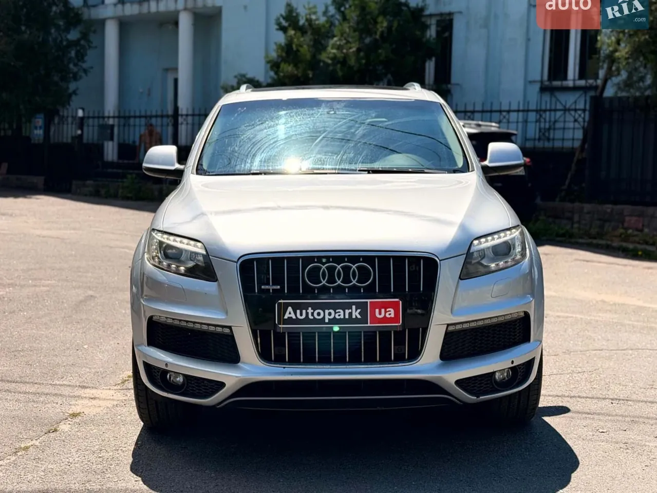 Audi Q7 2015 photo 2