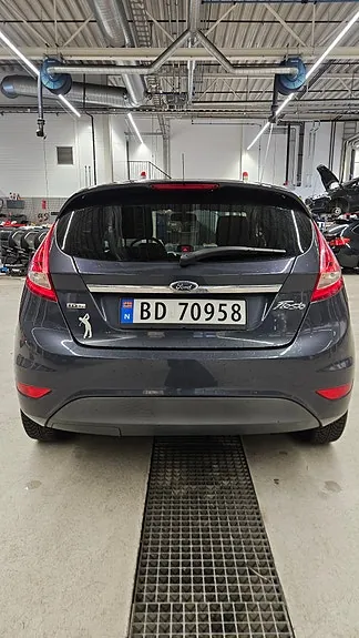 Ford Fiesta 2011 photo 4