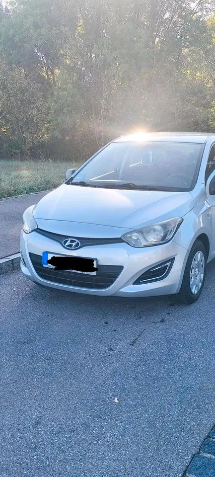 Hyundai I20