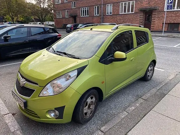 Chevrolet Spark 2011 photo 3