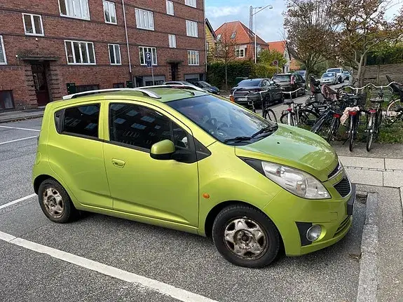 Chevrolet Spark 2011 photo 2