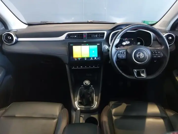 MG Mg Zs 2024 photo 3