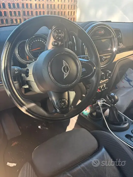 Mini Countryman 2018 photo 4