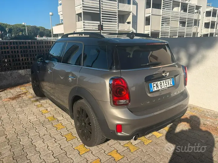 Mini Countryman 2018 photo 2