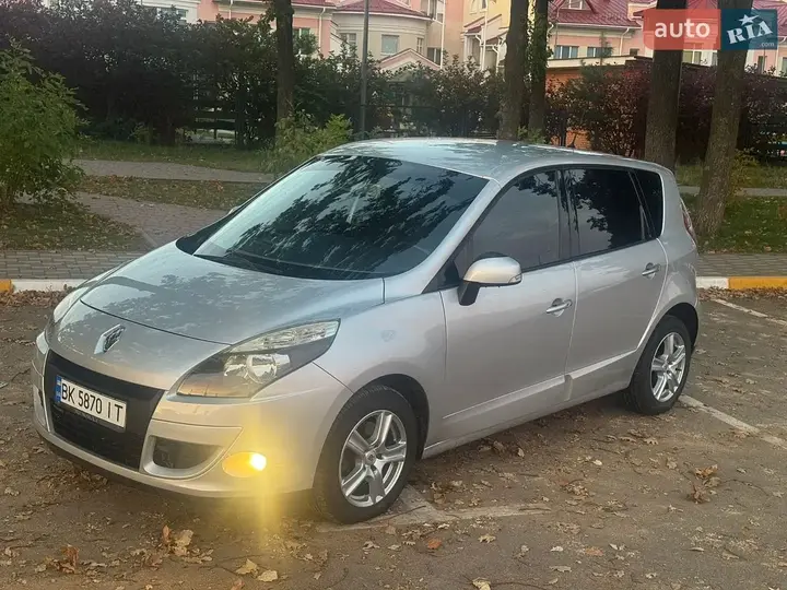 Renault Scenic 2009 photo 2