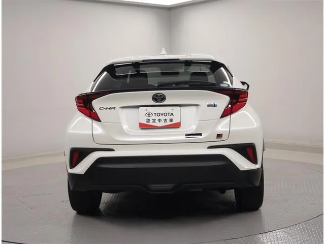 Toyota C-Hr 2020 photo 4