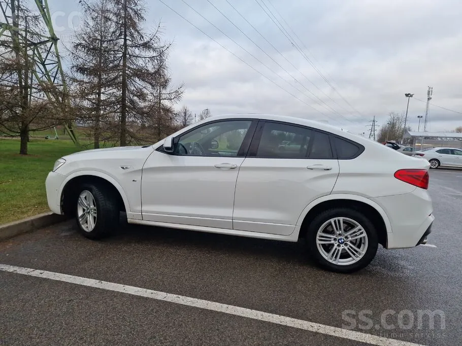 BMW X4 2016 photo 2