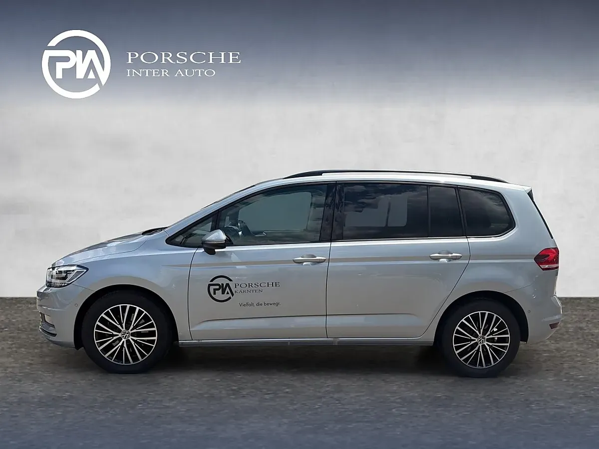 Volkswagen Touran 2025 photo 2