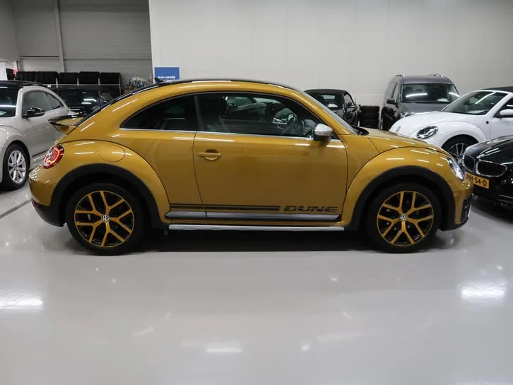 Volkswagen Beetle 2017 photo 3