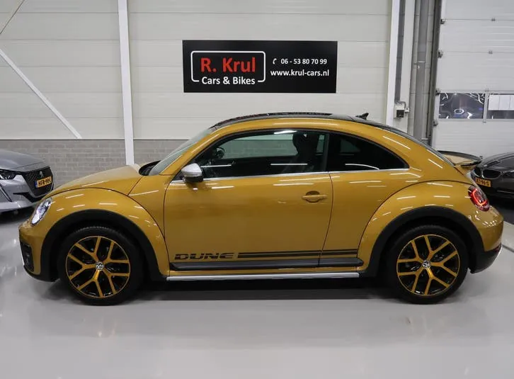 Volkswagen Beetle 2017 photo 2