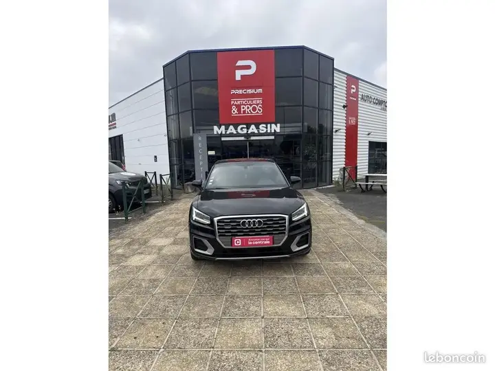 Audi Q2 2017 photo 2