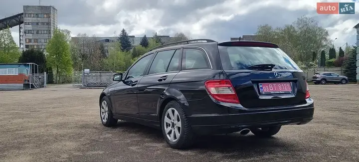 Mercedes-Benz C-Class 2009 photo 3
