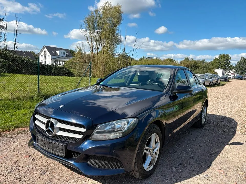 Mercedes-Benz C 220D