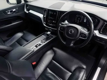 Volvo Xc60 2019 photo 4
